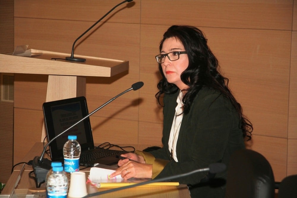 Kadın Hakları ve Aile İçi Şiddet” Konulu Sertifika Programı Devam Ediyor - 20