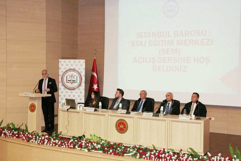 Avukatın Yapacağı İş Hukuk Teknisyenliğine Dönüştürülmemeli - 77