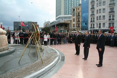 Atamızı Andık - 12