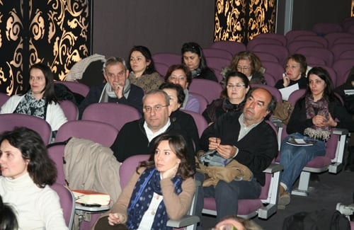 Türkiye Kadın Sorununu Çözerek Çağdaşlaşır
 - 6