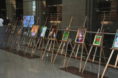 Avukatların Resim Çalışmaları Sergilendi
 - 20