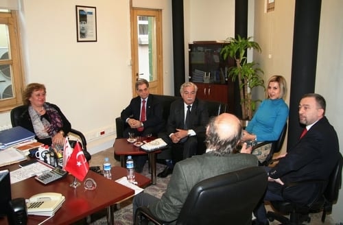 Rauf Denktaş Türk Dünyasının Kahramanıdır

 - 52