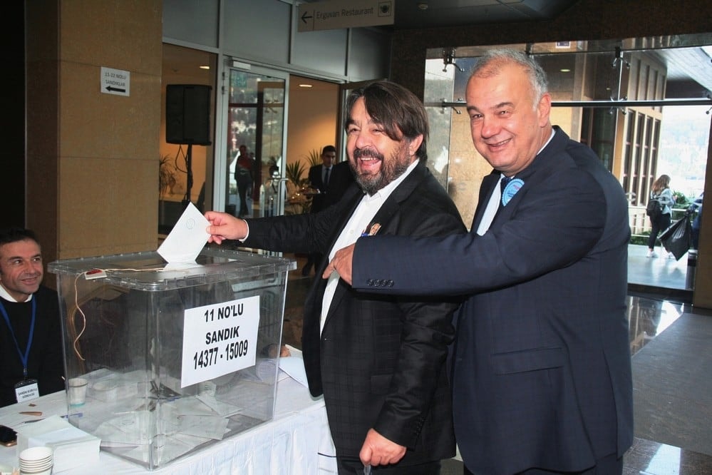 Başkan Durakoğlu Güven Tazeledi - 390