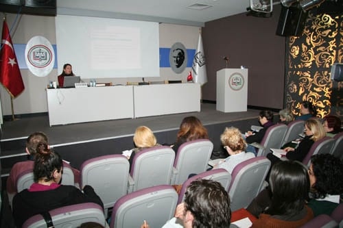 Kadın Hakları Ve Aile İçi Şiddet Semineri Devam Ediyor

 - 16