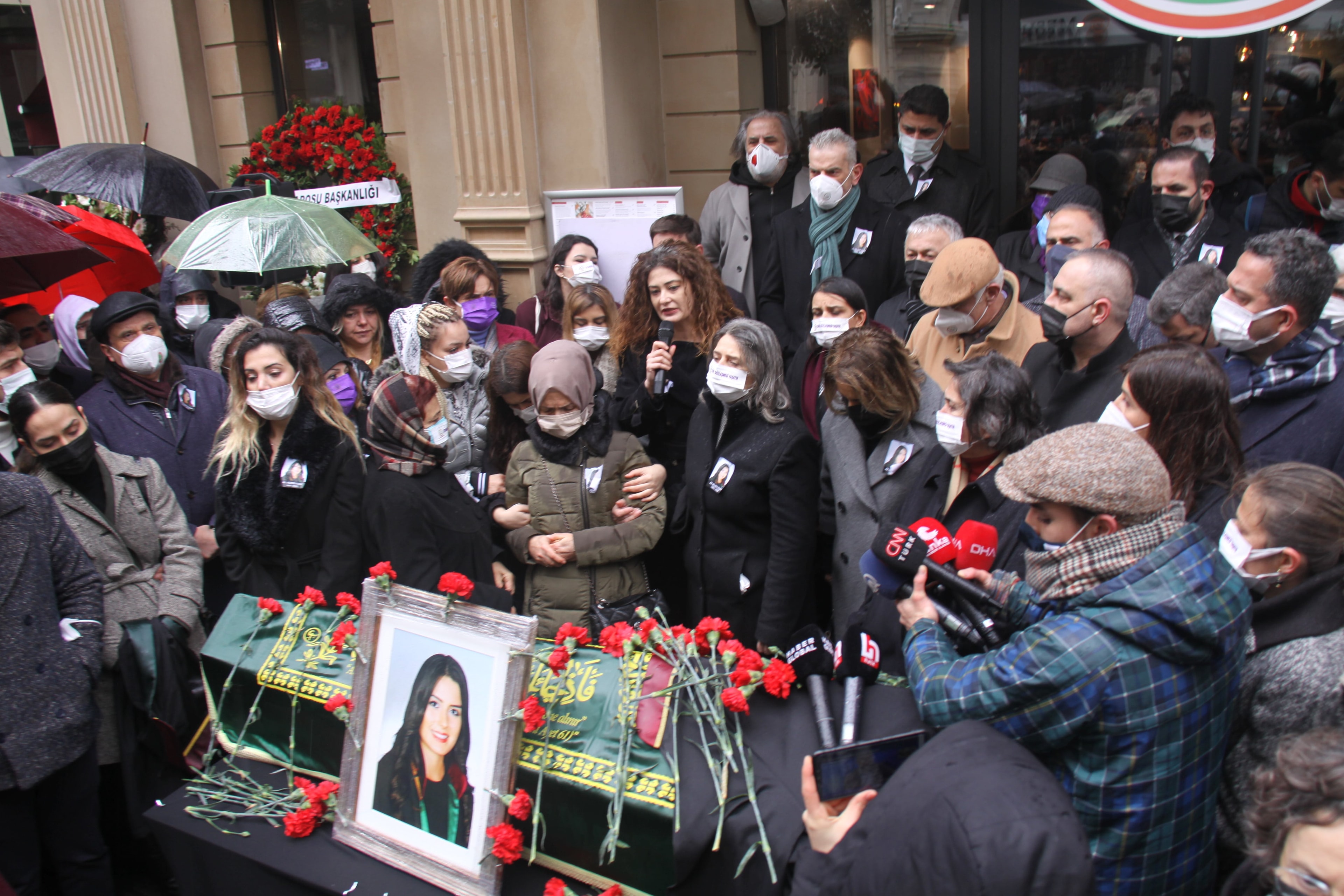 Katledilen Meslektaşımız Av. Dilara Yıldız Son Yolculuğuna Uğurlandı - 17