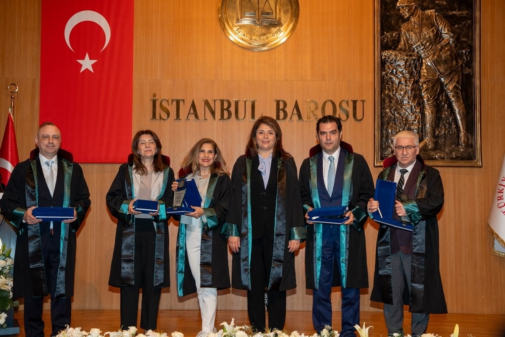 Meslekte 25, 30 ve 35 Yılını Dolduran Meslektaşlarımıza Plaket Verildi - 107