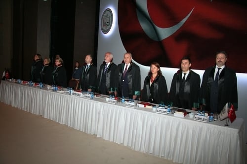 Ümit Kocasakal İstanbul Barosu Başkanlığına Yeniden Seçildi 

 - 60