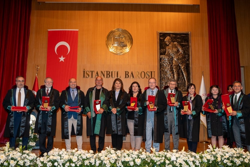 Meslekte 25, 30 ve 35 Yılını Dolduran Meslektaşlarımıza Plaket Verildi - 153