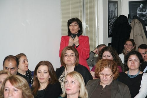 Kamu Avukatlarına Barodan Destek

 - 24