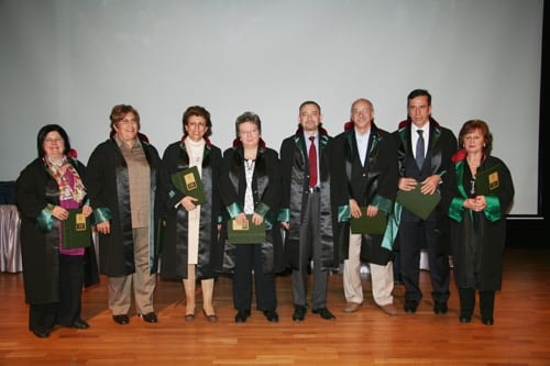 Mesleklerinde 25, 30, 35 Yılını Dolduran Toplam 693 Meslektaşımıza Plaket Verildi
 - 97