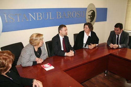 İstanbul Kadın Kuruluşları Birliği
Başkan Kocasakal’A Başarılar Diledi - 1