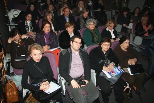 Önder Kadınlar Ödüllendirildi
 - 3