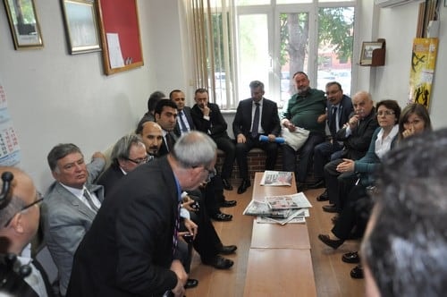 İstanbul Barosu Başkan Ve Yönetim Kurulu Üyeleri, Acıyı Paylaşmak, İncelemelerde Bulunmak İçin Soma’Daydı

 - 61