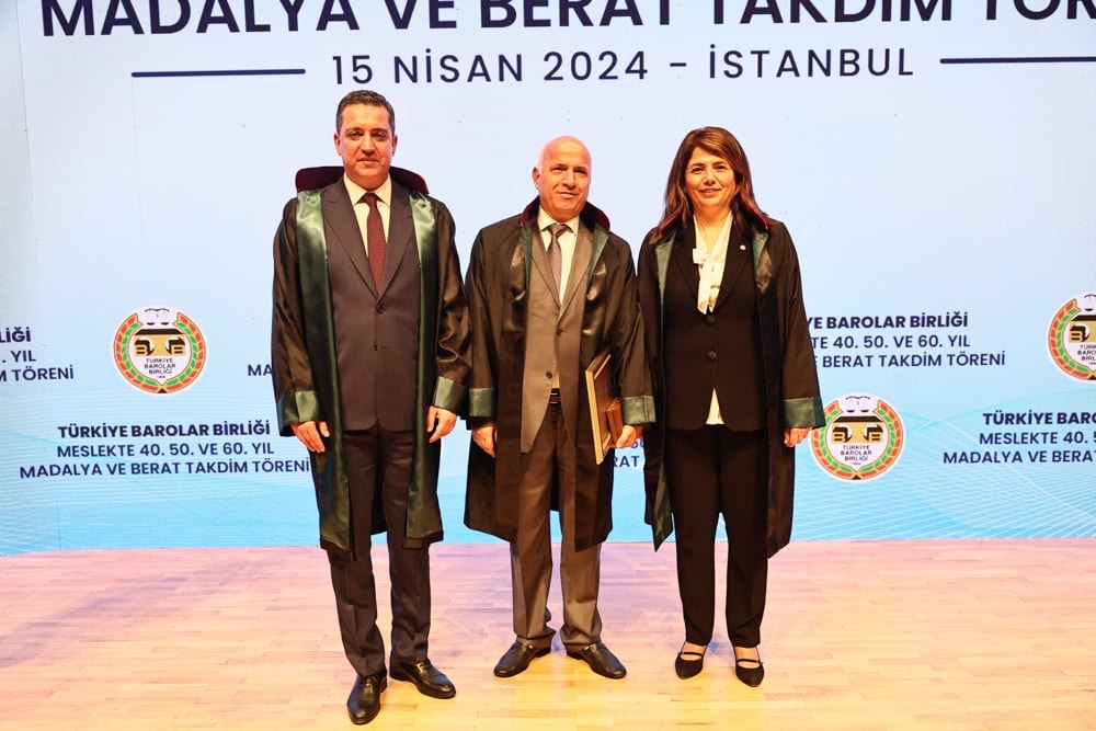 Meslekte 40, 50 ve 60 Yılını Dolduran Meslektaşlarımıza Plaket Verildi - 152