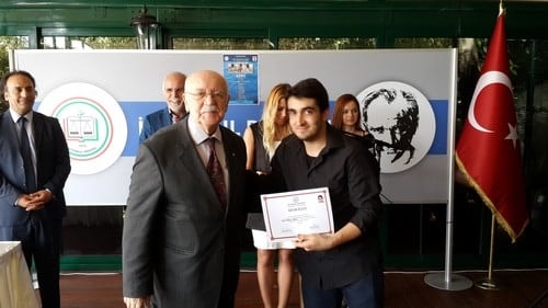 29. Dönem Hukuk İngilizcesi Ve Terminolojisi Derslerini Tamamlayanlara Katılım Belgeleri Verildi 
 - 15