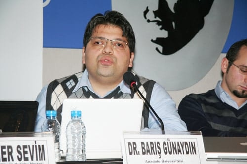 İnternetin Getirdiği Yeni Haklar Ve Özgürlükler Tartışıldı - 12