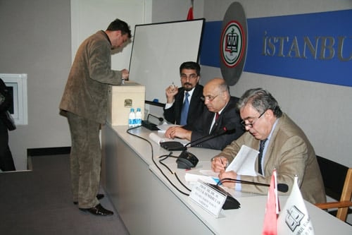 Oylar Eşit Çıkınca Seçim Ertelendi - 21