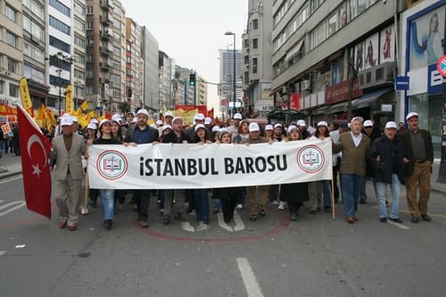 1 Mayıs Coşkuyla Kutlandı

 - 2