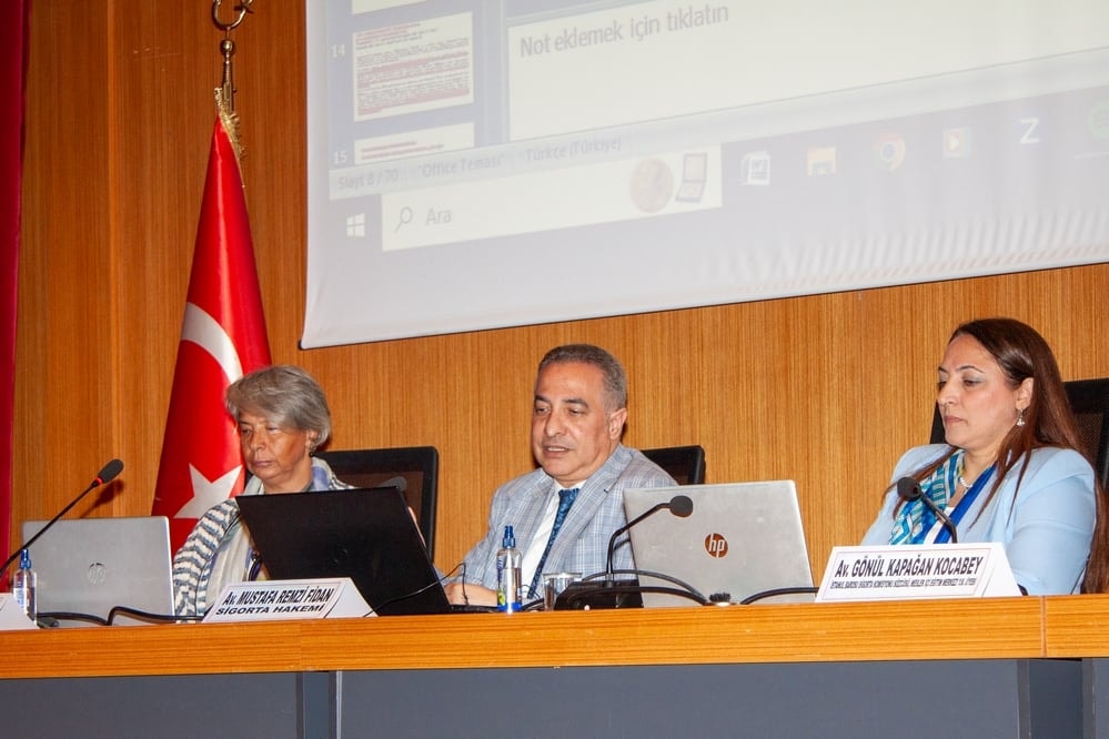 Sigorta Tahkimde Yargılamaya İlişkin Usulü Sorunlar Ve Çözüm Önerileri  Ve Maddi Hasarlı Araçlarda Değer Kaybı  Semineri - 7