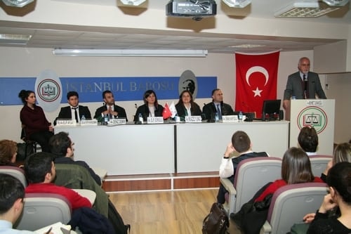 Avukatlar, Kurtçuklardan Muhteşem Kelebekler Yapmayı Becerenlerdir

 - 22