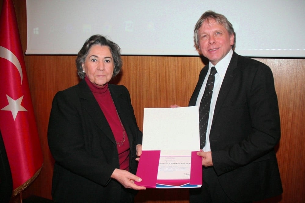 Karşılaştırmalı Hukukta Yapay Zekâ ve Sorumluluk Hukuku - 17