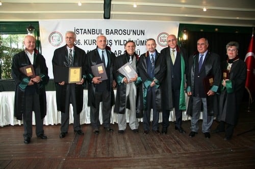 Hukuk Devleti Tesis Edilene, Yargı Bağımsız Olana Kadar, Bedeli Ve Pahası Ne Olursa Olsun Bu Mücadeleyi Birlikte Sürdüreceğiz - 341