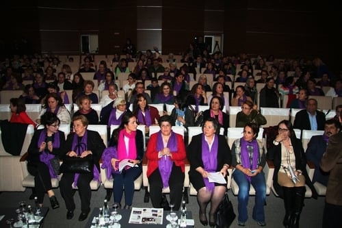 2015 Türkiye’Sinde Kadın
 - 4