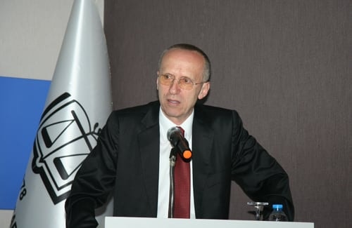 Tıbbi Uygulama Hatalarına Yaklaşım
 - 2