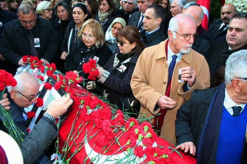 Başkanımız Av. Kazım Kolcuoğlu’nu Son Yolculuğuna Uğurladık - 55