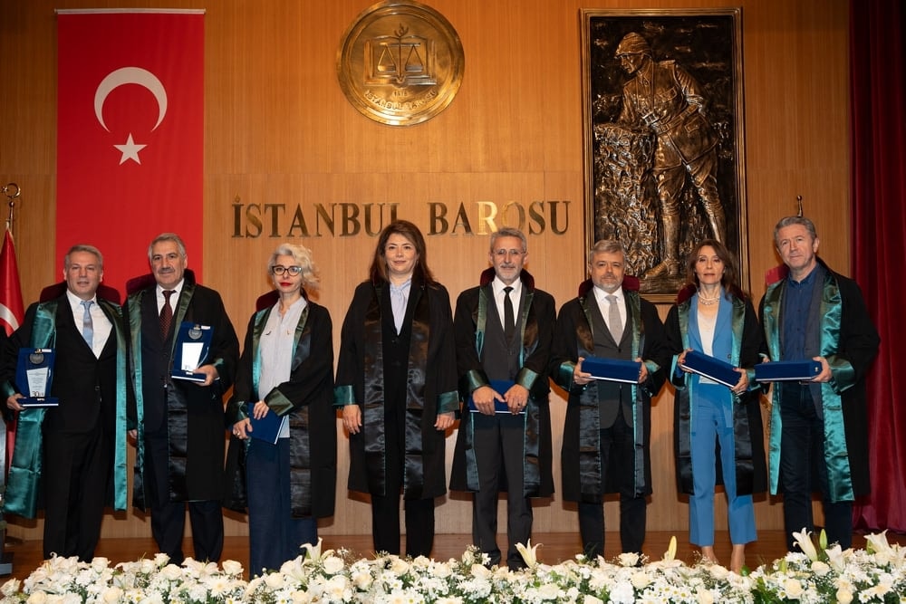 Meslekte 25, 30 ve 35 Yılını Dolduran Meslektaşlarımıza Plaket Verildi - 75