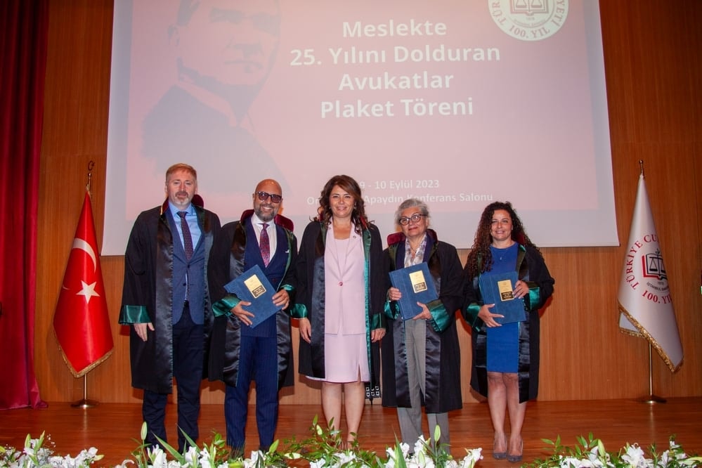 Meslekte 25, 30 ve 35 Yılını Dolduran Meslektaşlarımıza Plaket Verildi - 97