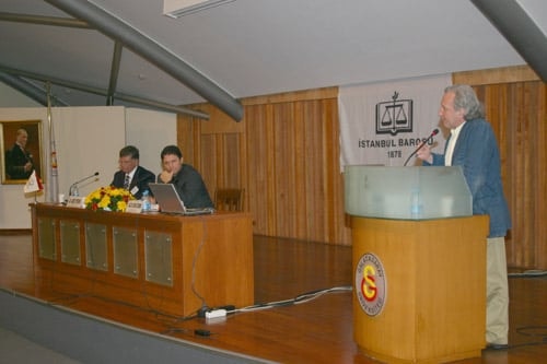 İş Ve Sosyal Güvenlik Hukuku 
Sempozyumu Yapıldı
 - 13