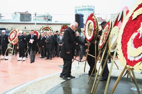 Atamızı Anıyoruz… 
