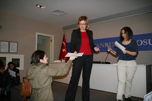 “Kadın Hakları Ve Aile İçi Şiddet” Konulu Sertifika Programı

 - 40