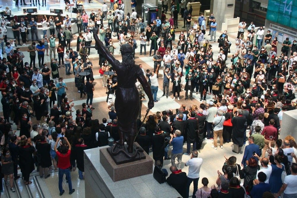 Avukatların Direnişi Sürüyor - 29