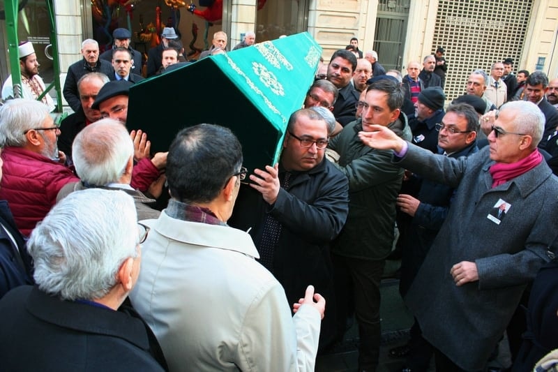 Başkanımız Av. Kazım Kolcuoğlu’nu Son Yolculuğuna Uğurladık - 39