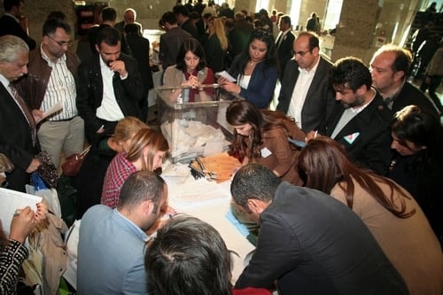 Ümit Kocasakal İstanbul Barosu Başkanlığına Yeniden Seçildi 

 - 315