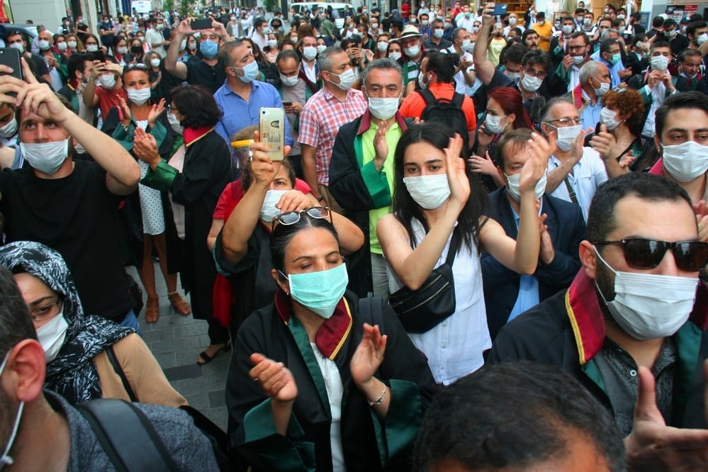 İstanbul Barosu Avukatları Destek Nöbetinde… - 17