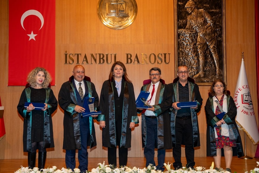 Meslekte 25, 30 ve 35 Yılını Dolduran Meslektaşlarımıza Plaket Verildi - 105