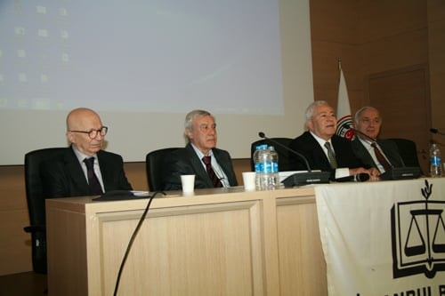 Hukuk Eğitimi Büyük Bir Kaosa Sürüklenmiştir - 84