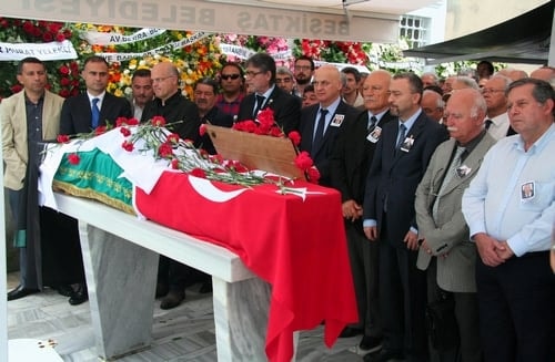 Av. Cengiz Kayıtmazer Son Yolculuğuna Uğurlandı
 - 58