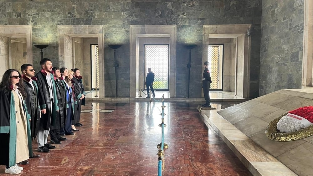 Genç Avukatlar Merkezimiz “Genç Avukatlara Yeni İş Alanları Yaratmayı Amaçlayan” Kanun Teklifini ve 9. Yargı Paketinde Adli Yardıma İlişkin Düzenlemeyi TBMM’de Grubu Bulunan Partilerle Görüştü - 1