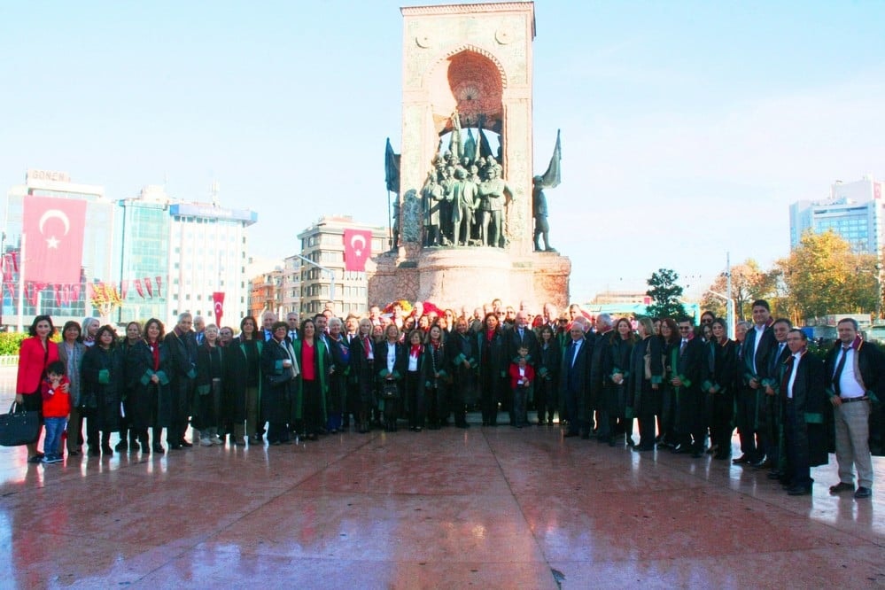 Baromuz Yönetimi Atamızın Huzurunda - 14