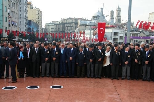 Ulu Önder Atatürk’Ü Saygı, Minnet Ve Şükranla Andık

 - 3