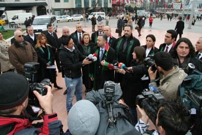 5 Nisan Avukatlar Gününü Kutlamıyoruz

 - 26