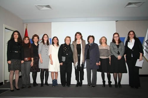 Kadına Şiddet Durmak Bilmiyor

 - 139