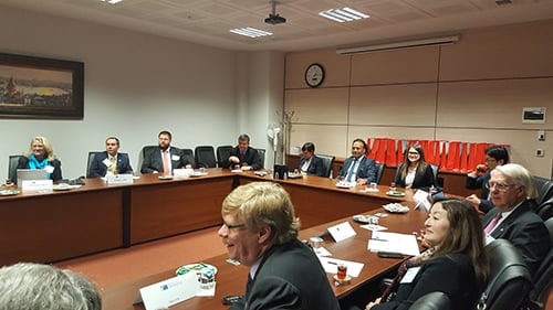 Özgürlüğü Savunmak. Adaleti Takip
 - 2