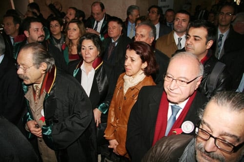 Savunmanın Ve Baro'nun Yargılandığı Dava 
24 Şubat’A Ertelendi - 14