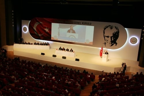 Ümit Kocasakal İstanbul Barosu Başkanlığına Yeniden Seçildi 

 - 90