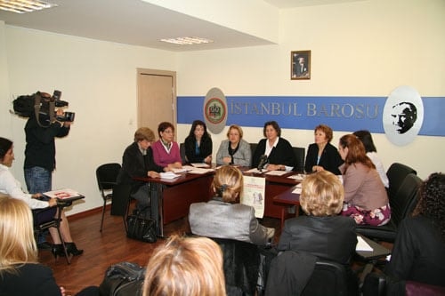 Kadına Yönelik Şiddet Sadece Kadının Sorunu Değildir

 - 6